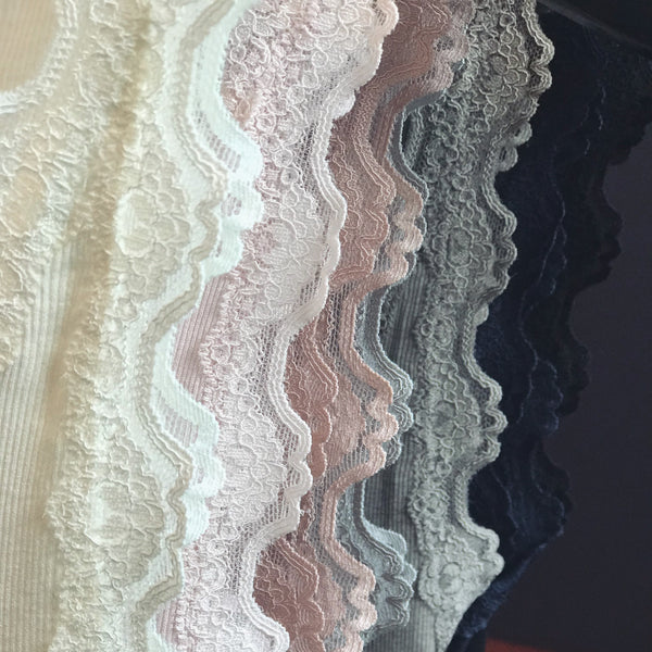 001 Rosemunde Camisole longue avec dentelle