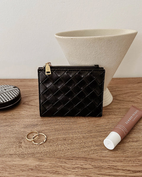 416426 LOUENHIDE Lily Woven Wallet