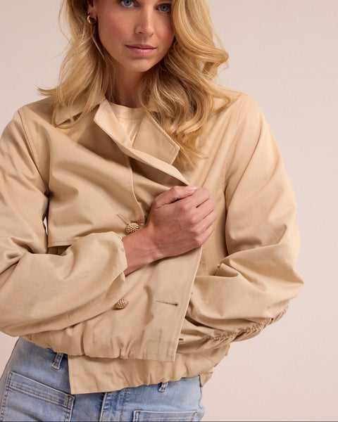 365516 Tramontana manteau crop style trench