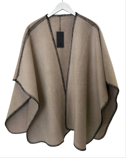 396225 L’Actuel cape beige surpiqûres noires