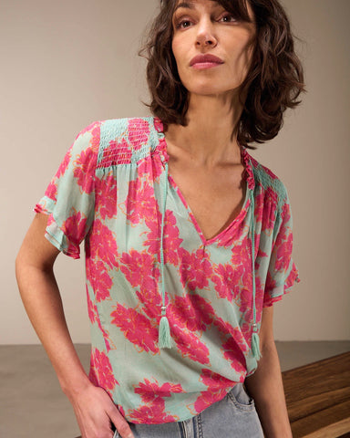 289615 NILE blouse avec fleurs fushia sur fond turquoise