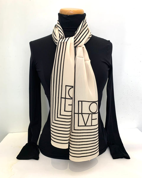 391425 Sang can si  Foulard de soie