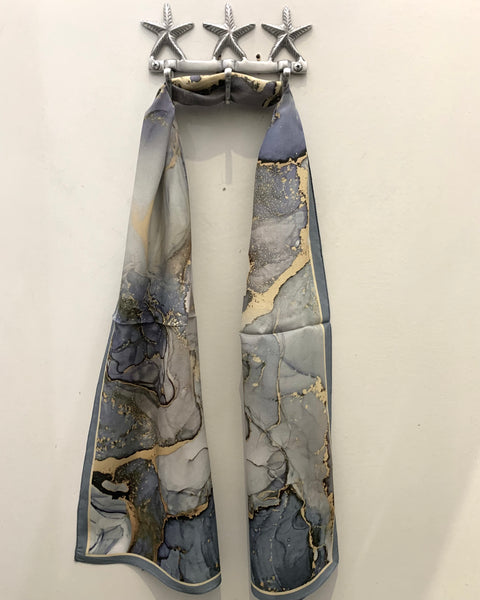 391425 Sang can si  Foulard de soie