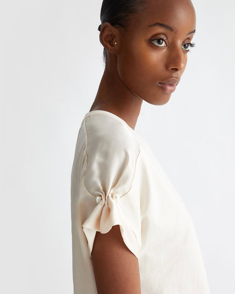 236324 Liu Jo top manche courte avec perle