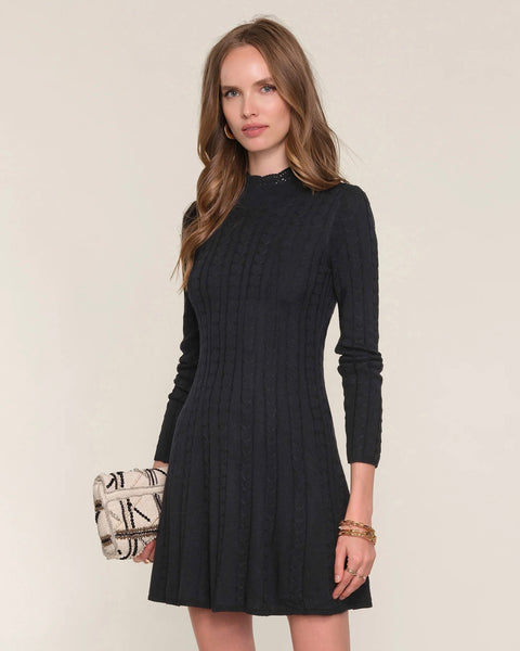 390325 Heartloom robe Skye noire