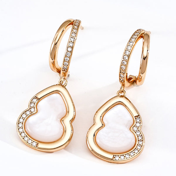413426 L’Actuel boucle d’oreille avec pendentif en cœur