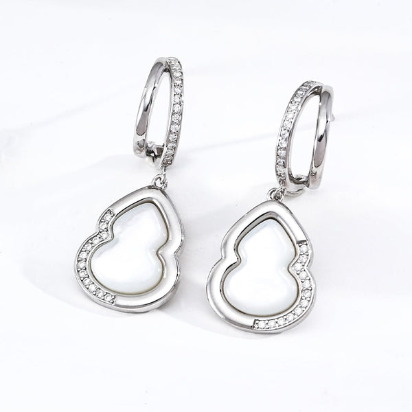 413326 L’ Actuel boucle d’oreilles avec pendentif en coeur