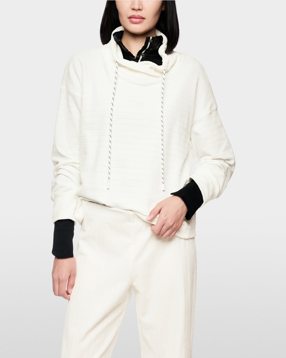 384425 Marccain chandail sport