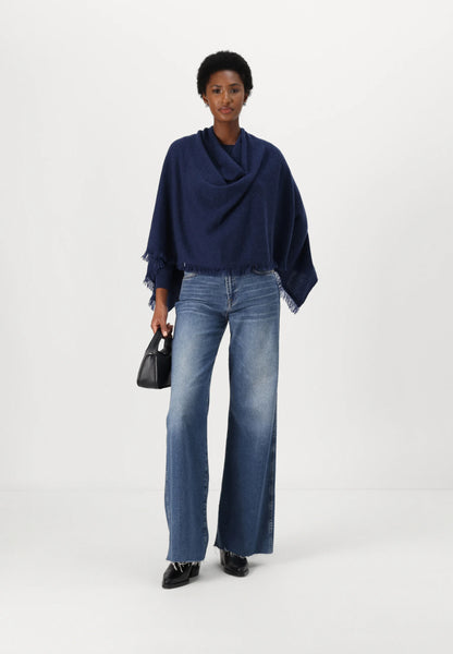 427526 Repeat poncho