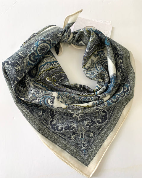 391625 San can si  foulard laine et soie réversible
