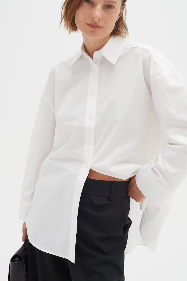 568923 In Wear chemisier blanc, manches longues.