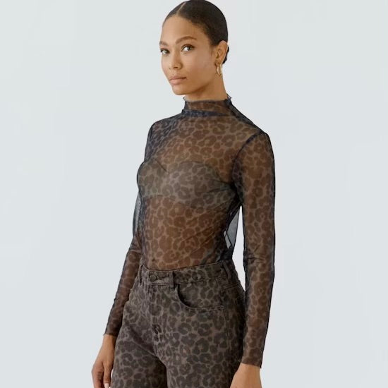 409426 Oui chandail en mesh motif léopard