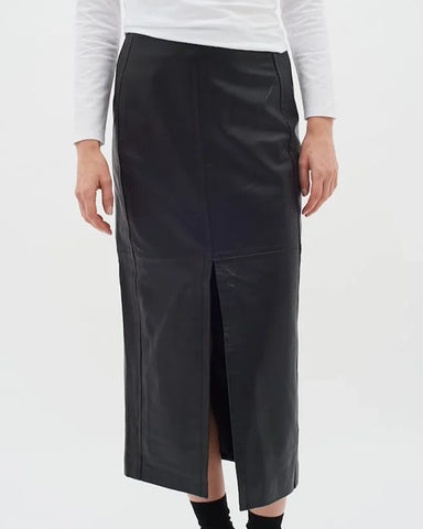 227924 In wear jupe midi cuir noire