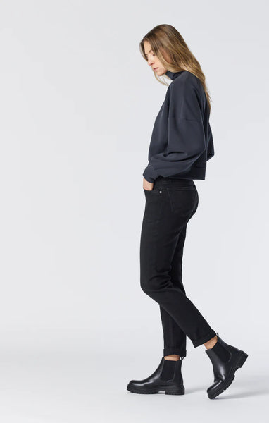 560323 Mavi jean Kathleen Slim boyfriend