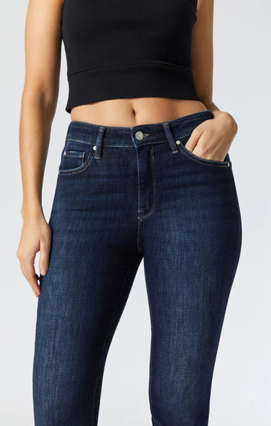 560323 Mavi jean Kathleen Slim boyfriend