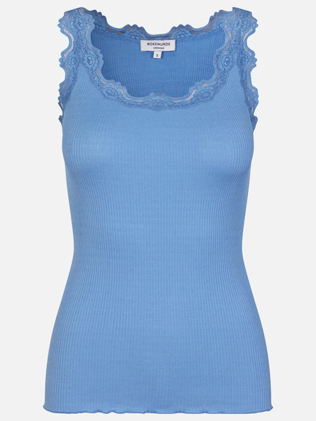 004 Rosemunde camisole courte dentelle dans le haut