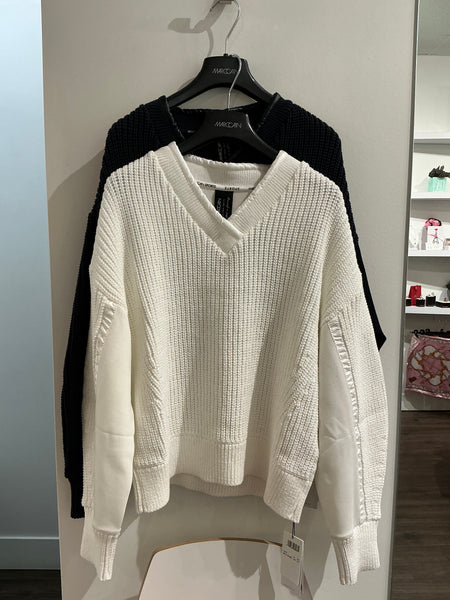 344525 Marccain pull
