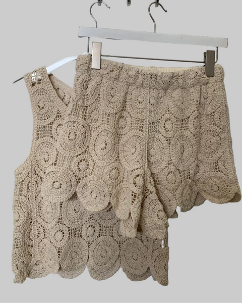 346516 Apricot short cercles crochet