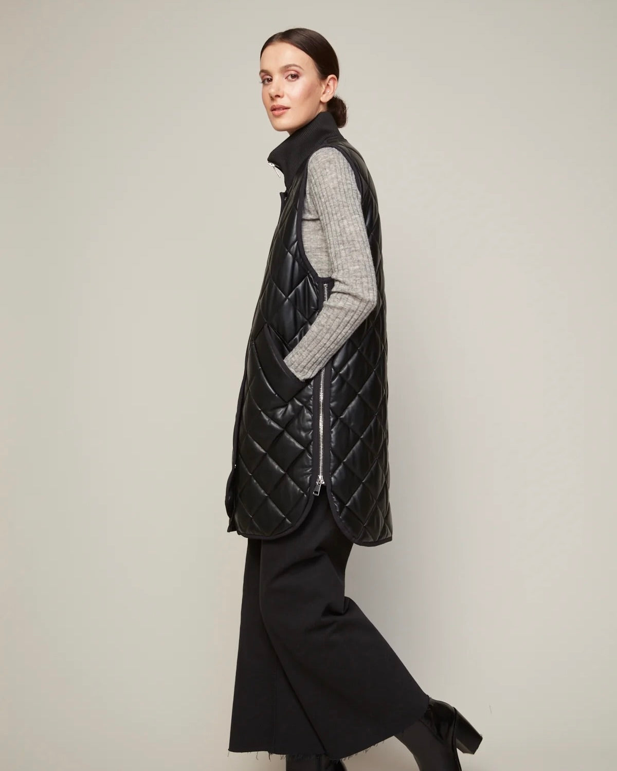 366725 Adrøit Atelier veste cuir végane matelassée Destiny