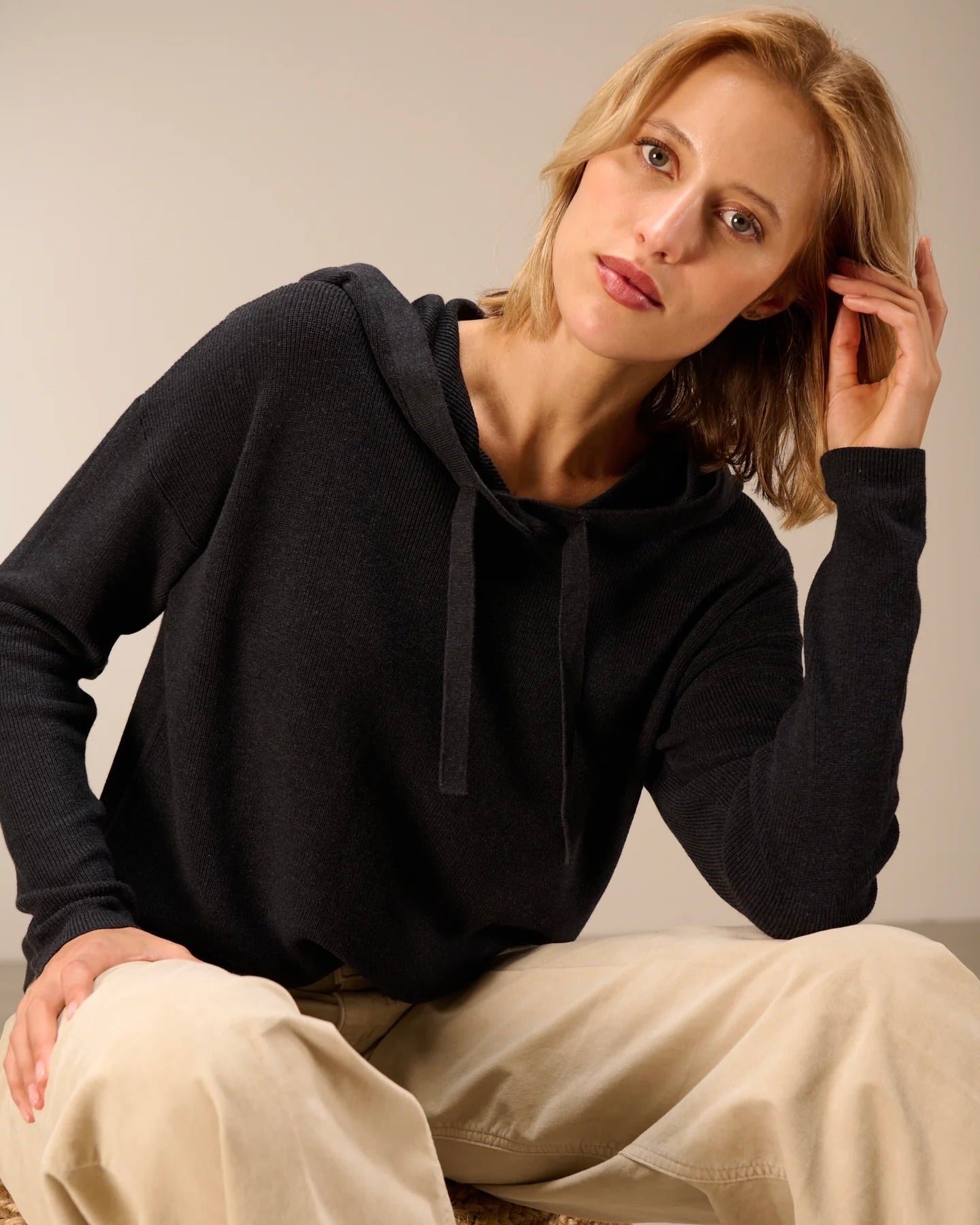 352525 Nile tricot ample à capuchon