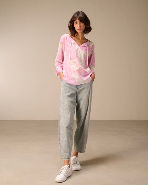 348216 Blouse fleurs coton bio cordon à l’encolure
