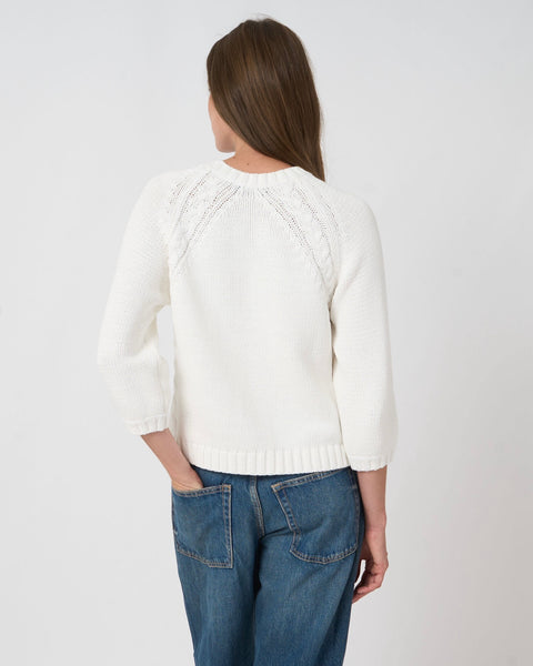 349916 Tricot blanc