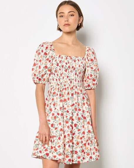 351816 Apricot robe fleurie nid d’abeille