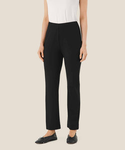 703314 Masaï pantalon droit noir