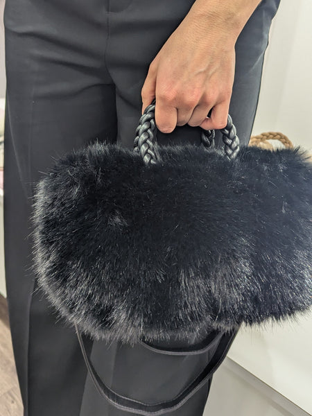 249524 Flora Sac à main fausse fourrure