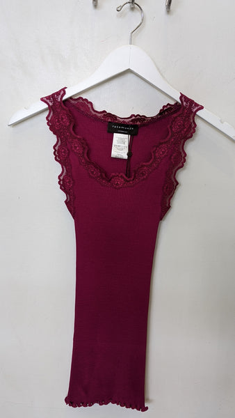 002 Rosemunde Camisole dentelle dans le haut