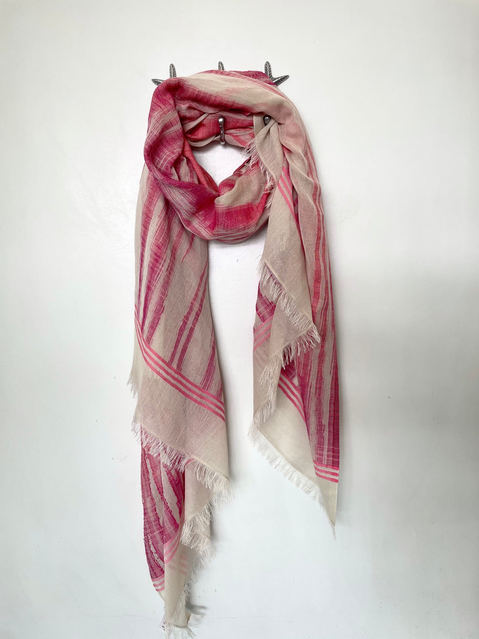 478413 Moment foulard rayures