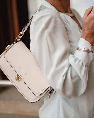 521213 Louenhide crossbody bag